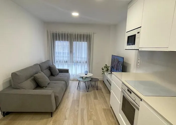Albareda 83 *
